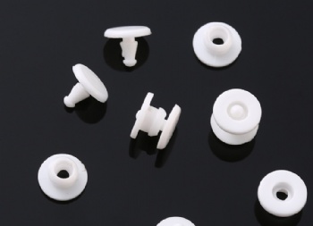 Resin four snap fastener